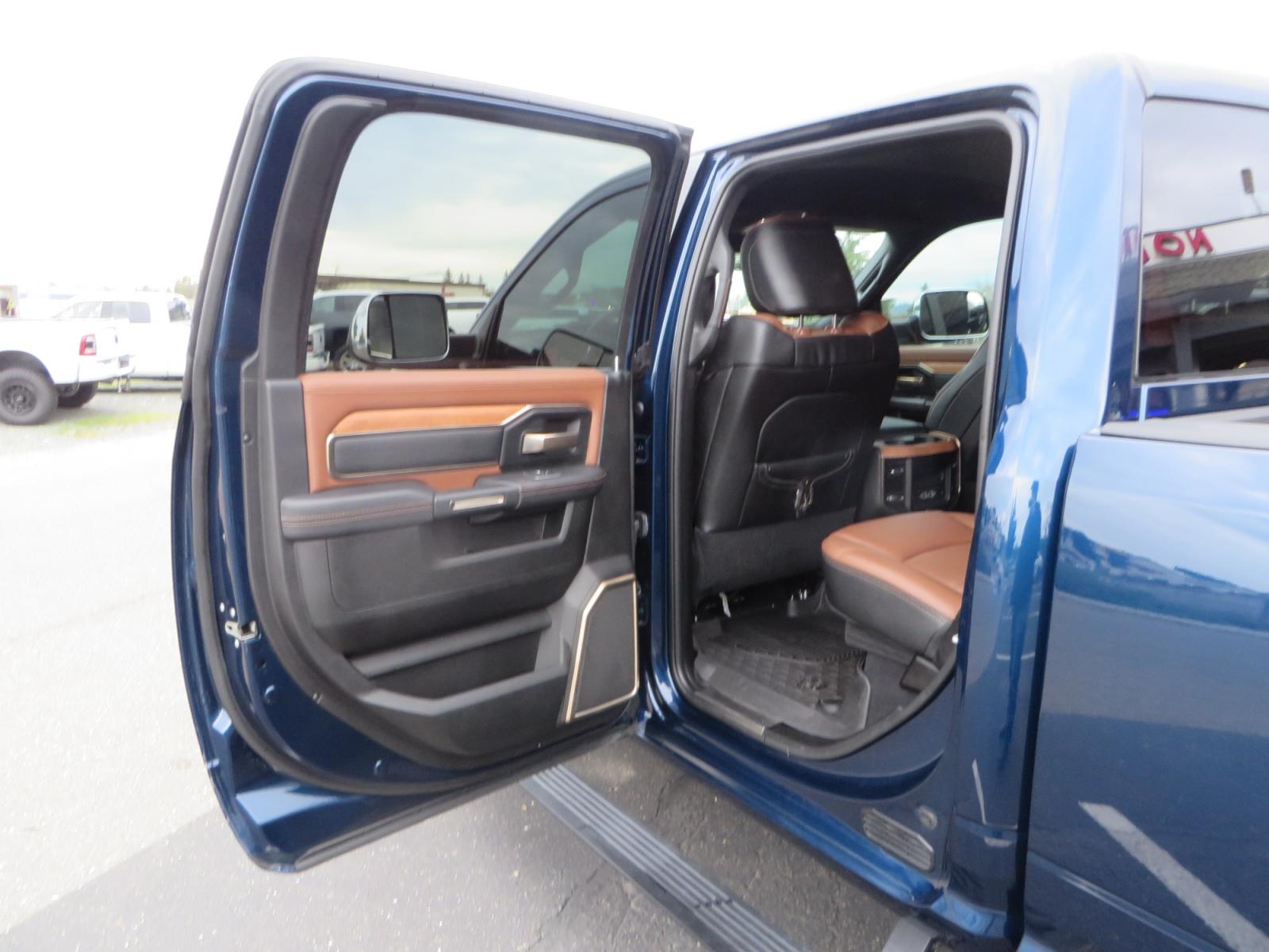 2022 BLUE /BROWN RAM 2500 Limited Longhorn Crew Cab SWB 4WD (3C6UR5GL7NG) with an 6.7L L6 OHV 24V TURBO DIESEL engine, 6A transmission, located at 2630 Grass Valley Highway, Auburn, CA, 95603, (530) 508-5100, 38.937893, -121.095482 - Beautiful Ram Limited Longhorn with a level kit, 20" Fittipaldi wheels, Toyo Open Country RT Trail tires, and a Demco 18K sliding 5th wheel hitch. - Photo #37